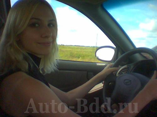 Оставила отзыв о вождении ученица Альбина